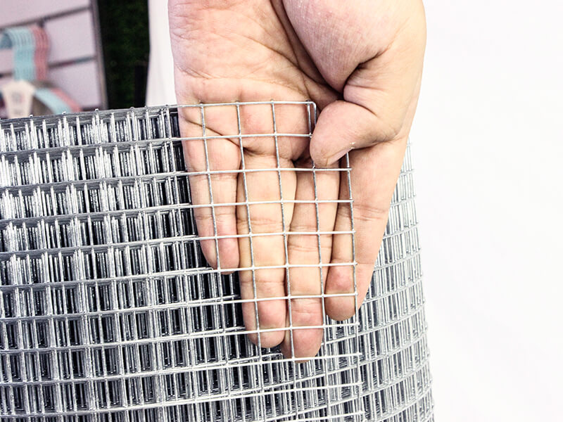 Welded Wire Mesh Roll Hole Size