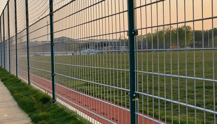 Double wire fence in commercial place